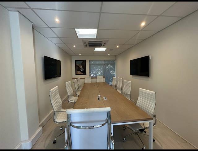415M² BUILDING TO LET IN NEWLANDS